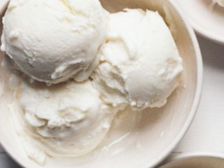 How to Make Good Old Fashioned Homemade Ice Cream