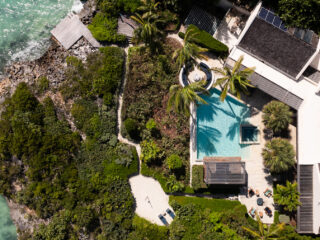 Villa Alinna: Located on the Shorelines of Chalk Sound National Park in Turks and Caicos Islands