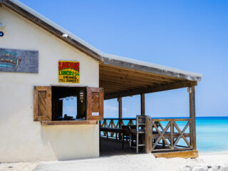 7 of the Best Beach Restaurants and Bars in Turks and Caicos